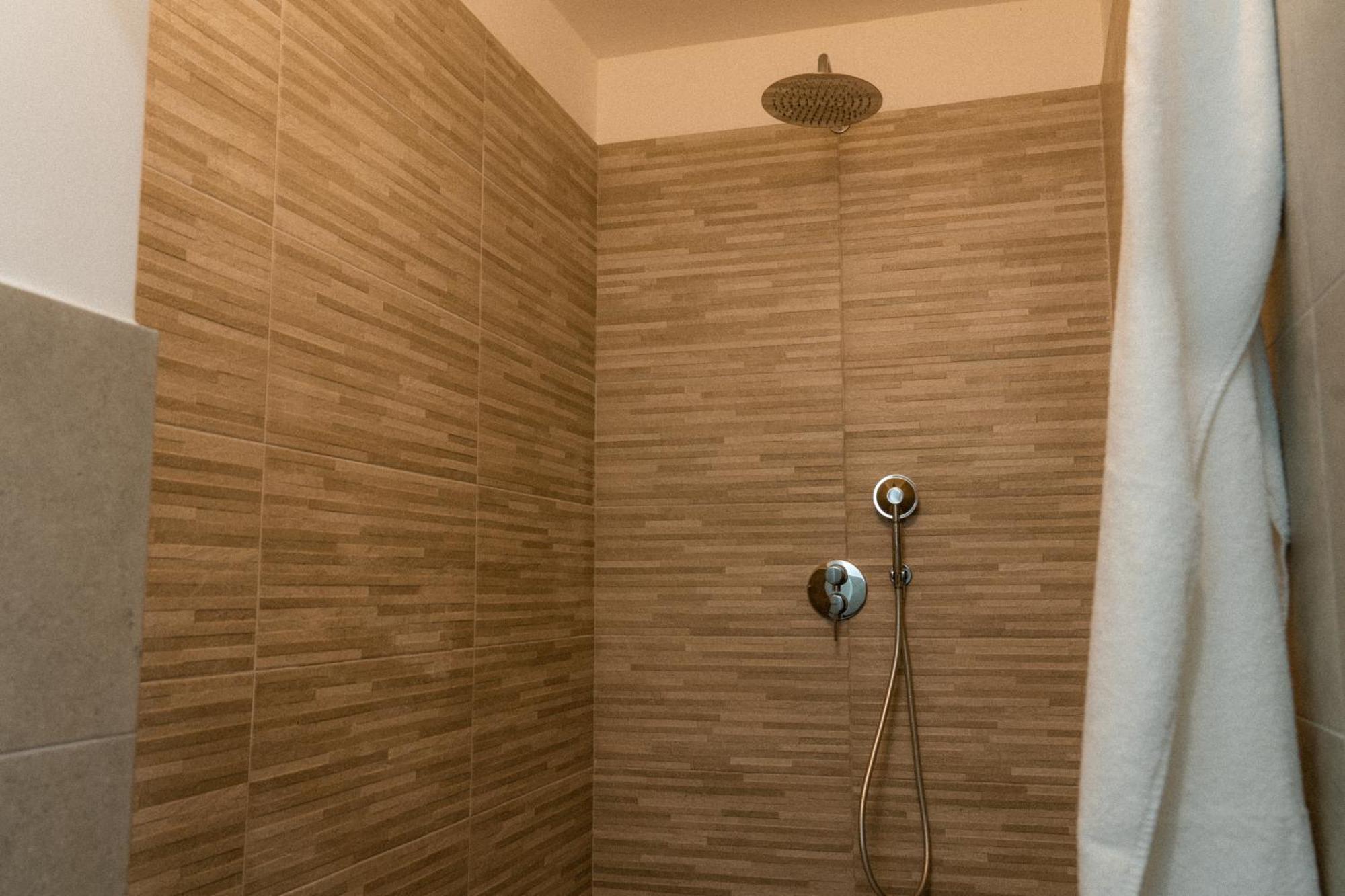 סירקוזה La Maison De Tante Rosa מראה חיצוני תמונה
